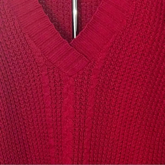 DKNY RED V NECK KNIT SWEATER SIZE MEDIUM - Picture 7 of 13